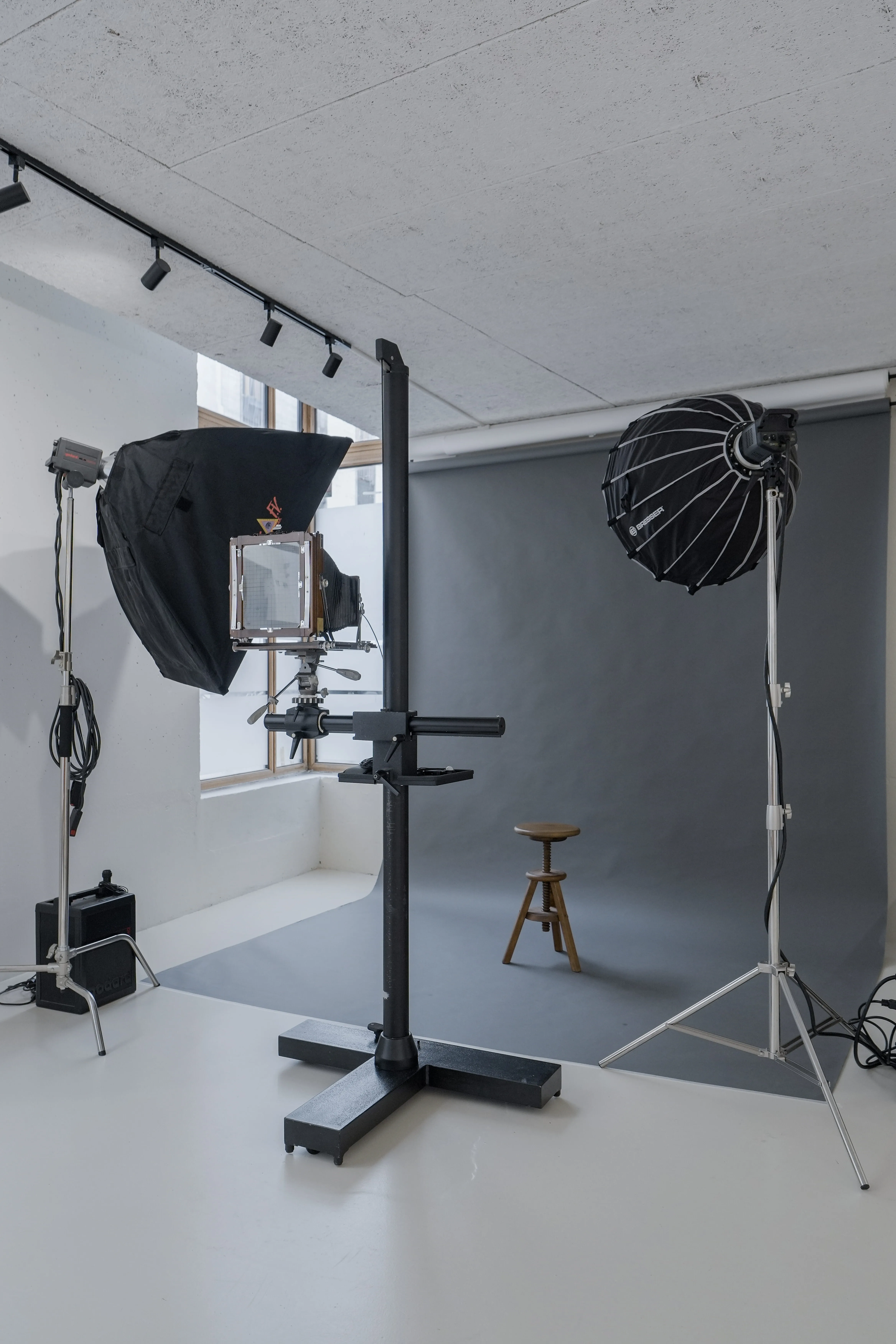 Initiation à la chambre photographique — atelier argentique, Les Trois Bains